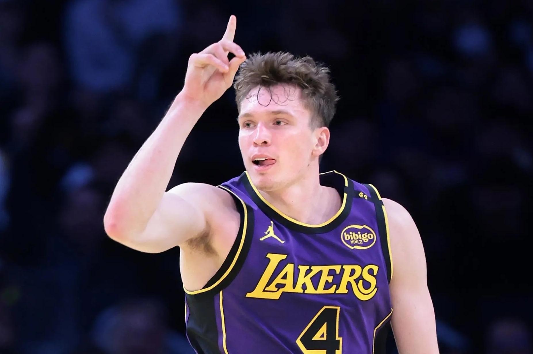 包含加时末段洛杉矶湖人外线爆发:葡超节点到来;媒体盛赞;球探报告显示潜力的词条 包含加时末段洛杉矶湖人外线爆发:葡超节点到来;媒体盛赞;球探报告显示潜力的词条